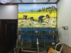 -湖南人家湘菜馆(镇江路店)
