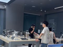 -DJI大疆(深圳华强北曼哈授权体验店)