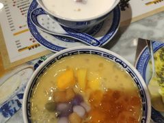 -黄氏许牛奶甜品餐厅(裕华万达店)