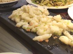 油爆鱼芹-会仙楼饭庄(宽厚里店)