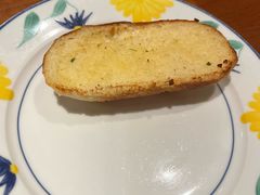 蒜香烤面包-萨莉亚(百联真光路店)