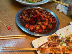 -喝丢一只鞋海鲜烧烤·海肠捞饭(市场店)