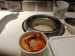 -龍歌自助小火锅(市南金茂湾店)