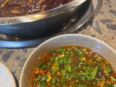 -肖肖酸萝卜鱼火锅(总店)