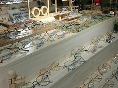 -Trend1881视光·蔡司视觉(领展广场店)