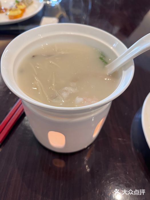 名佳荟鱼茸海鲜羹图片