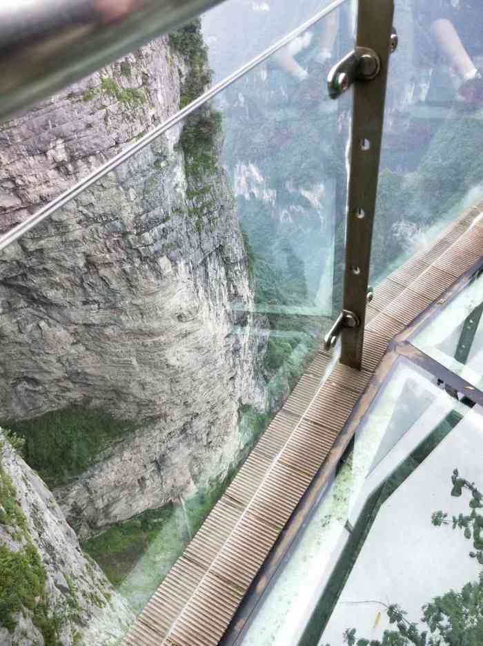 天门山玻璃栈道-"天门山,古称云梦山,嵩梁山,是张家界永定.
