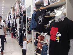 -优衣库(红谷滩万达店)