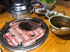 -唯成•韩国炭火烤肉 유성고기