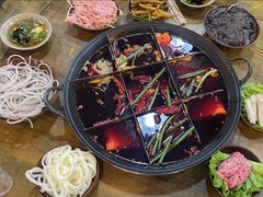 -正南齊北重庆老火锅(光华村直营店)
