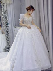 -LOVE SHINE婚纱·红鼎庄龙凤褂·妈妈装定制