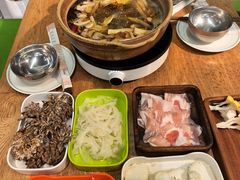 -菌小白火锅(时尚天河店)