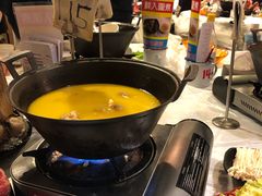 -鲜入围煮花胶鸡海鲜火锅