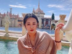 -泉城欧乐堡戏水湾艺术养生温泉