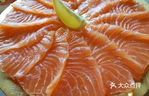 Large Plate Salmon Sashimi
