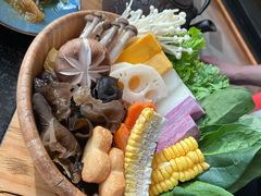 -湊湊火锅·茶憩(上海合生汇店)