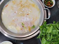 -老来福·非遗酸汤兔(凯旋路店)
