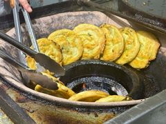 -沪上王记葱油饼(襄阳南路店)