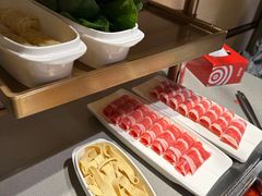 -海底捞火锅(曹安公路店)