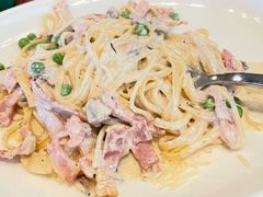 奶油培根意大利面-WOLFGANG PUCK KITCHEN & BAR(迪士尼小镇店)