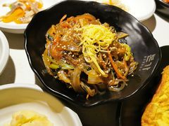 杂菜-本家韩国烤肉(青岛万象城店)