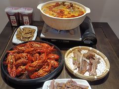 -聚汇三少·龙虾·中餐厅(莫邪路新天地店)