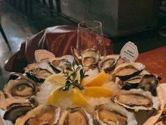 -斯普汇生蚝牛排馆(中骏世界城店)