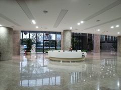 -上海跨国采购会展中心