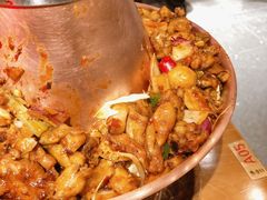 -炉小二铜锅牛蛙•川湘菜(三里屯店)