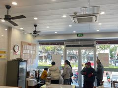 -老西白点心店