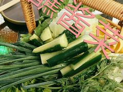 -路边边地标烧烤·川菜·小龙虾·音乐酒馆(良乡长虹店)