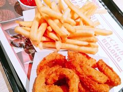 -The Habit Burger Grill 哈比特汉堡(复兴soho店)