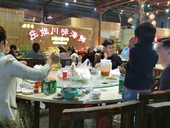 大堂-庄姐川味海鲜B栋2排2号(万人海鲜广场火车头店)