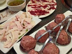 -名门潮牛·鲜牛肉海鲜火锅.烧烤自助餐厅(诚丰广场店)