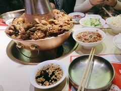 -老佛爷炭火蛙锅直营(清滨路总店)