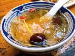 银耳莲子羹-福苗小骆驼烧烤(莲湖路店)