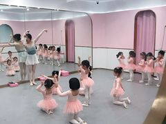 -伊叶舞蹈YEAH DANCE(LCM置汇旭辉校区)