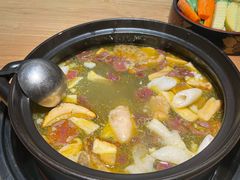 -一朵菌·野生菌探索家火锅(南亚店)
