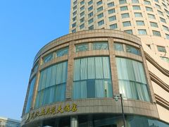 -武汉五月花大酒店(武昌火车站中南路地铁站店)