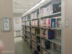 -朝阳区图书馆(小庄店)