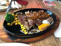 -玛格萝妮(汇智国际商业中心店)