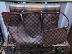 -小飞侠奢侈品回收 寄卖 养护(宝山宝龙广场店)