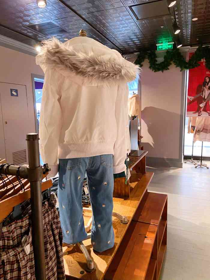 hollister(北城天街购物中心店)-"重庆有两家hollister还挺不错的.