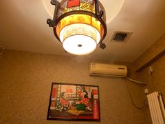包厢-忆乡情铁锅炖鱼饭店(延庆店)