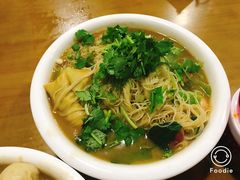 -象山小白象海鲜面