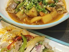 -壹阁胡羊焖饼(特色小吃街店)