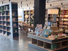 -魔方城市书房(中街益田店)