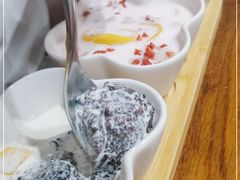 -三花奶奶的甜品(百联嘉定购物中心店)
