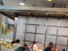 -怡咖啡海鲜自助餐厅(浦东香格里拉店)