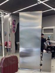 -侨治发型